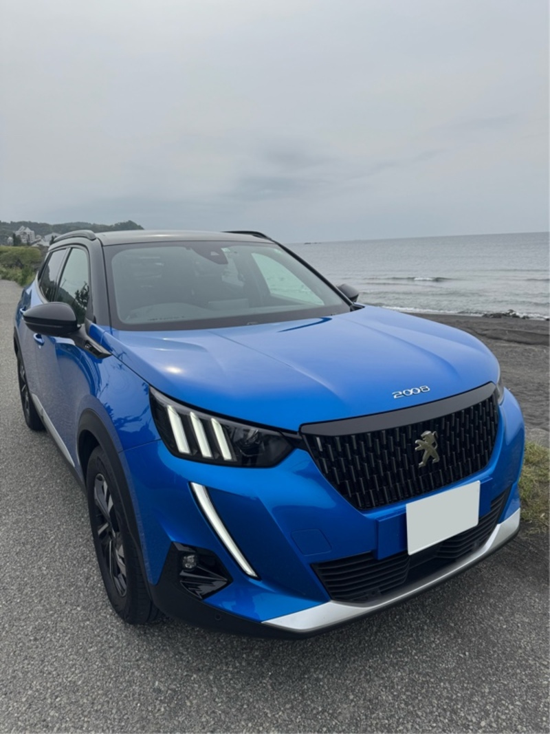 プジョー 2008 GT ブルーHDi_RHD(EAT_1.5)
