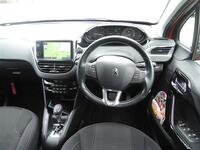 プジョー 208 アリュール_RHD(AT_1.2)