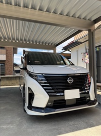 日産 セレナ e-POWER ハイウェイスター V(1.4)