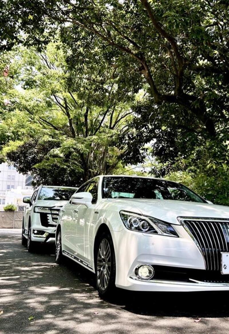 トヨタ クラウンマジェスタ マジェスタ“Fバージョン・J-フロンティア”(CVT_3.5)