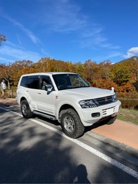 三菱 パジェロ EXCEED4WD(5ドア_AT_3.2_ディーゼル_7人乗)