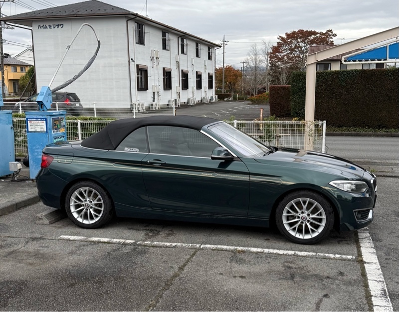 BMW 2シリーズ カブリオレ 220i カブリオレ ラグジュアリー_RHD(AT_2.0)
