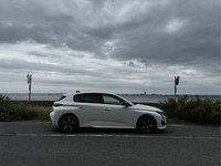 プジョー 308 PHEV GT ハイブリッド_RHD(e-EAT_1.6)