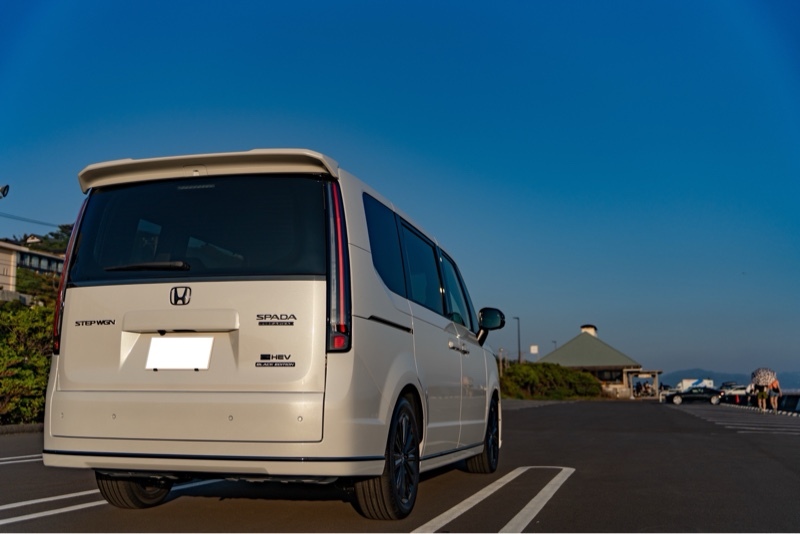 ホンダ ステップワゴンスパーダ e:HEV スパーダ プレミアムライン ブラックエディション_7人乗り (CVT_2.0)
