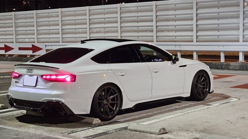 アウディ RS5 スポーツバック RS5 スポーツバック_RHD_4WD(AT_2.9)