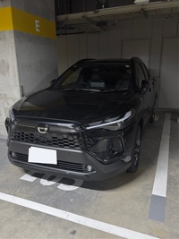 トヨタ カローラクロスハイブリッド Z_E-Four(CVT_1.8_ハイブリッド)