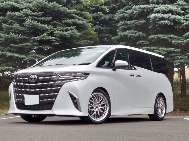 トヨタ アルファード Z_4WD(CVT_2.5_ガソリン)