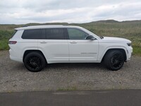 ジープ グランドチェロキーL リミテッド_RHD_4WD(AT_3.6)