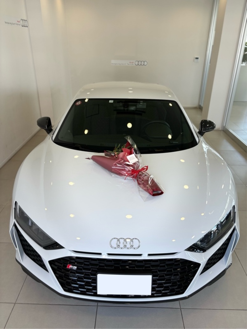 アウディ R8 （クーペ） R8 クーペ V10 パフォーマンス 5.2 FSI クワトロ Sトロニック_LHD_4WD(AT_5.2)