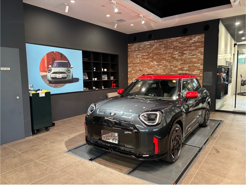 ミニ MINI Aceman ジョンクーパーワークス エースマン E_RHD