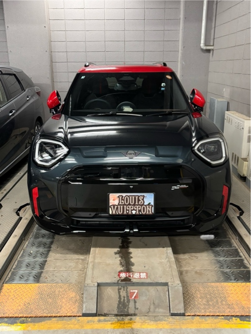 ミニ MINI Aceman ジョンクーパーワークス エースマン E_RHD