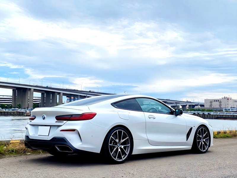 BMW 8シリーズ クーペ M850i xドライブ クーペ_RHD_4WD(AT_4.4)