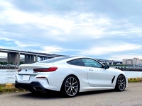 BMW 8シリーズ クーペ M850i xドライブ クーペ_RHD_4WD(AT_4.4)