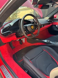 フェラーリ 296GTS 296GTS_LHD(F1DCT_2.9)