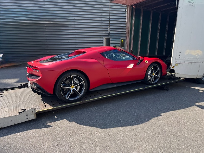フェラーリ 296GTS 296GTS_LHD(F1DCT_2.9)