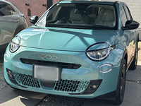 フィアット 600e ラ プリマ_RHD