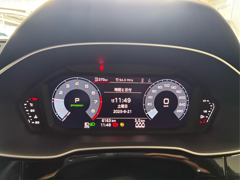 アウディ Q3 スポーツバック Q3 スポーツバック 35 TFSI Sライン_RHD(AT_1.5)