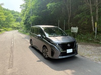 日産 セレナ e-4ORCE ハイウェイスター V_4WD(1.4)