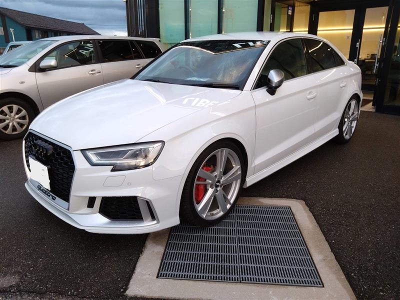 アウディ RS3 （セダン） RS3 セダン_RHD_4WD(AT_2.5)