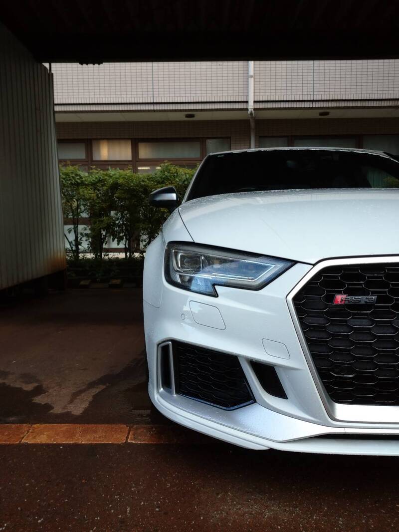 アウディ RS3 （セダン） RS3 セダン_RHD_4WD(AT_2.5)