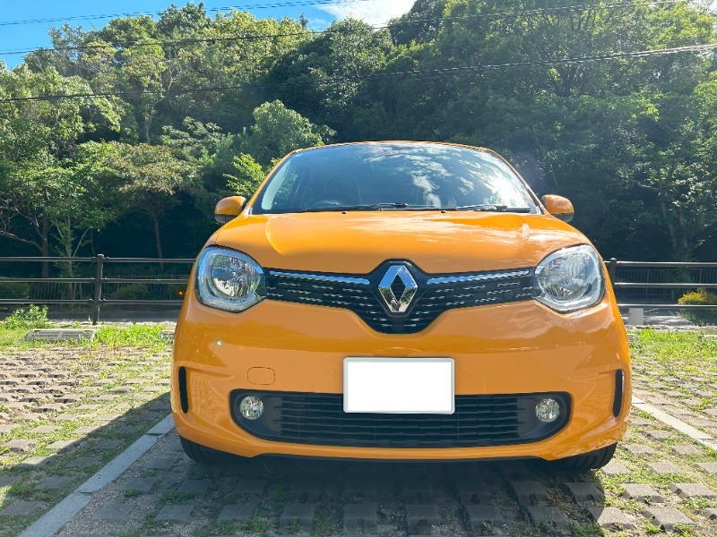 ルノー トゥインゴ インテンス MT_RHD(MT_1.0)