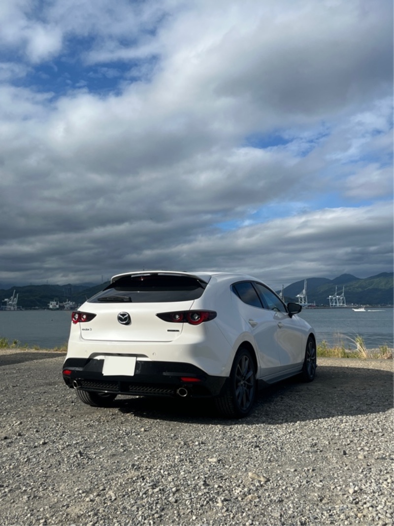 マツダ MAZDA3 ファストバック XD ツーリング(EC-AT_1.8)