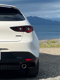 マツダ MAZDA3 ファストバック XD ツーリング(EC-AT_1.8)