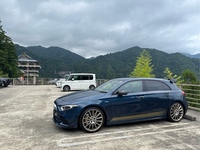メルセデスAMG Aクラス メルセデスAMG A35 4マチック エディション1_RHD_4WD(DCT_2.0)