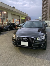 アウディ Q5 3.0 TFSI クワトロ Sライン_RHD_4WD(AT_3.0)
