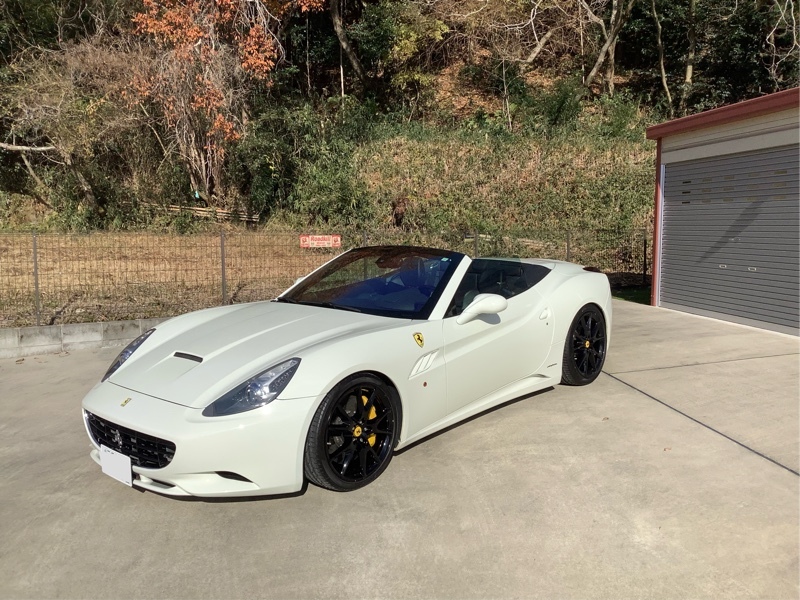 フェラーリ カリフォルニア カリフォルニア_LHD(AT_4.3)