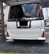 トヨタ ノア Si“W×B II”_7人乗り(CVT_2.0)