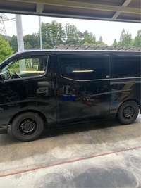 日産 NV350キャラバン バン DX ロングボディ 低床_6人乗り_5ドア(AT_2.0)