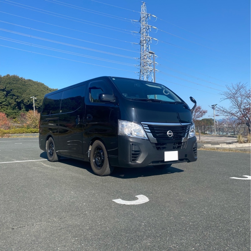 日産 NV350キャラバン バン DX ロングボディ 低床_6人乗り_5ドア(AT_2.0)
