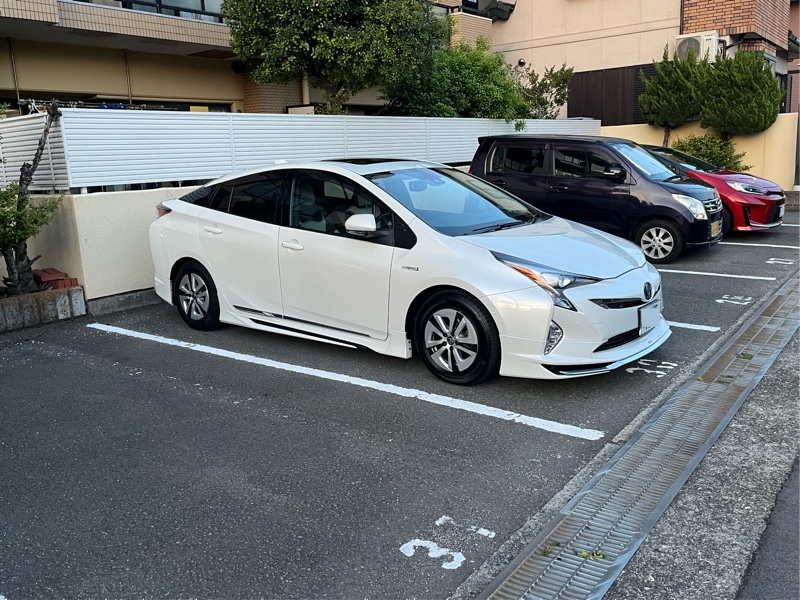 トヨタ プリウス S“セーフティプラス”(CVT_1.8)