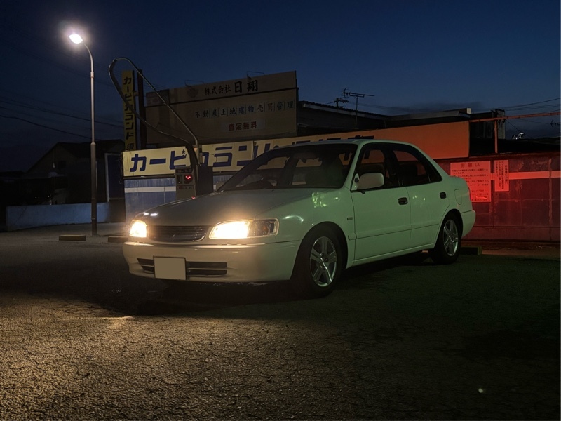 トヨタ カローラ SE-SALOON_リヴィエール(MT_1.5)