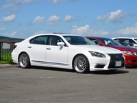 レクサス LS 460L“エクゼグティブパッケージ”_5人乗り(AT_4.6)