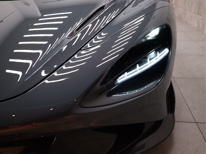 マクラーレン 765LT