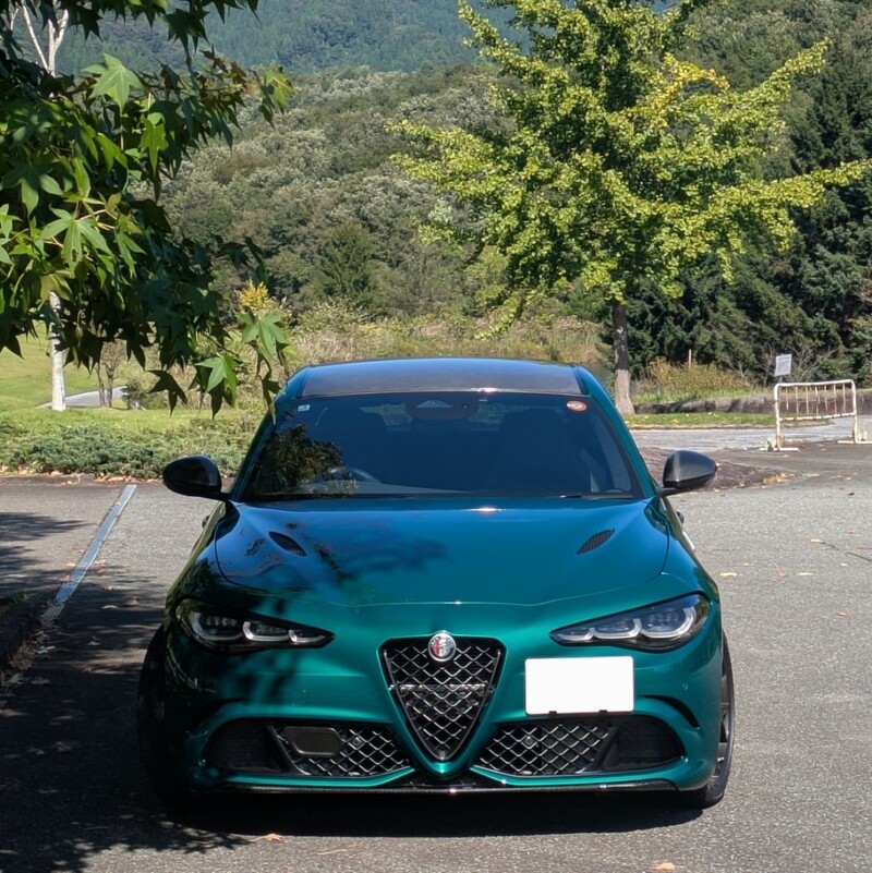 アルファロメオ ジュリア 2.9 V6 ビターボ クアドリフォリオ_RHD(AT_2.9)
