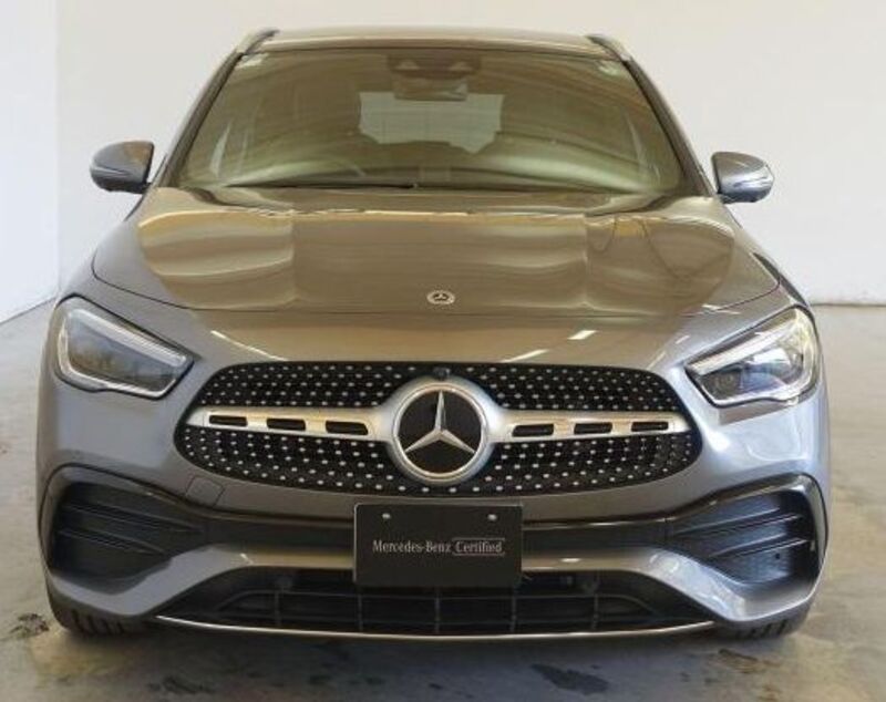 メルセデス・ベンツ GLAクラス GLA200d 4マチック_RHD_4WD(DCT_2.0)