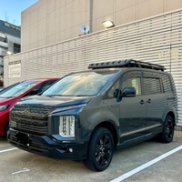 三菱 デリカD:5 シャモニー(電動サイドステップ装着車)_7人乗り_4WD(AT_2.3)