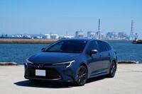 トヨタ カローラツーリングハイブリッド W×B(CVT_1.8_ハイブリッド)
