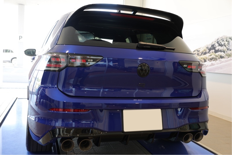 フォルクスワーゲン ゴルフ R R ブラックエディション_RHD_4WD(DSG_2.0)
