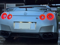 日産 NISSAN GT-R