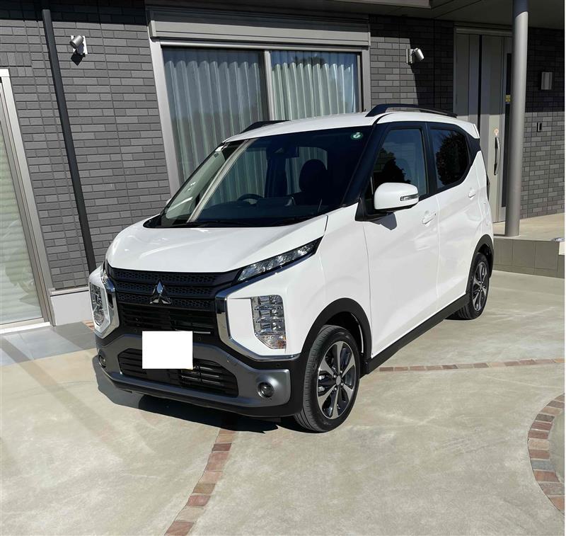 三菱 eKクロス T プレミアム_4WD(CVT_0.66)