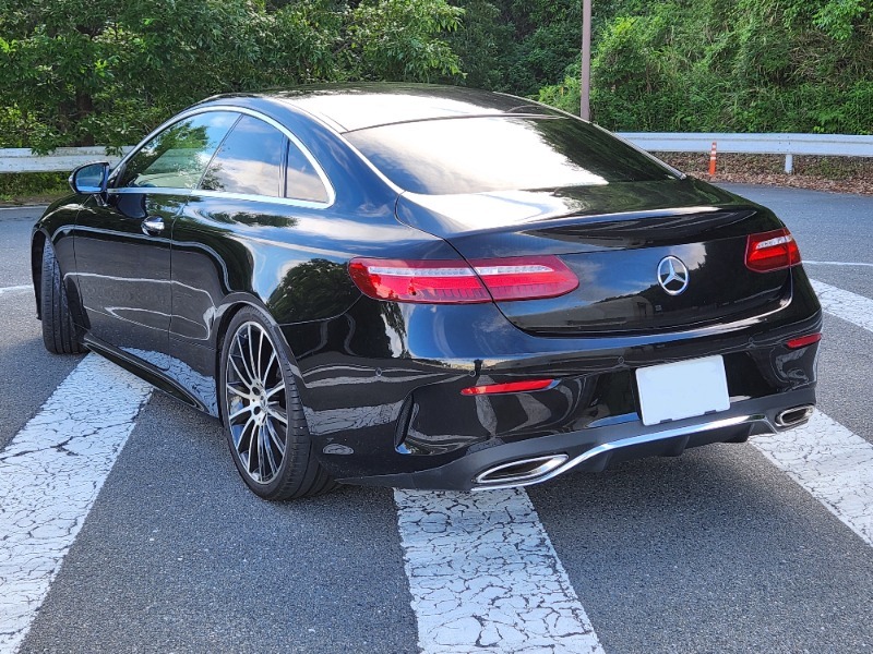 メルセデス・ベンツ Eクラス クーペ E200 クーペ_RHD(AT_2.0)