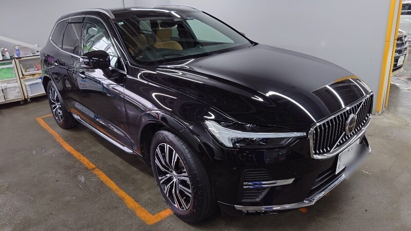 ボルボ XC60 B5 AWD インスクリプション_RHD_AWD(AT_2.0)