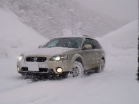 スバル レガシィ アウトバック 2.5i_4WD(AT_2.5)