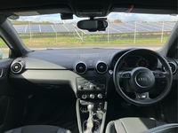 アウディ A1 1.4 TFSI Sライン_RHD(AT_1.4)