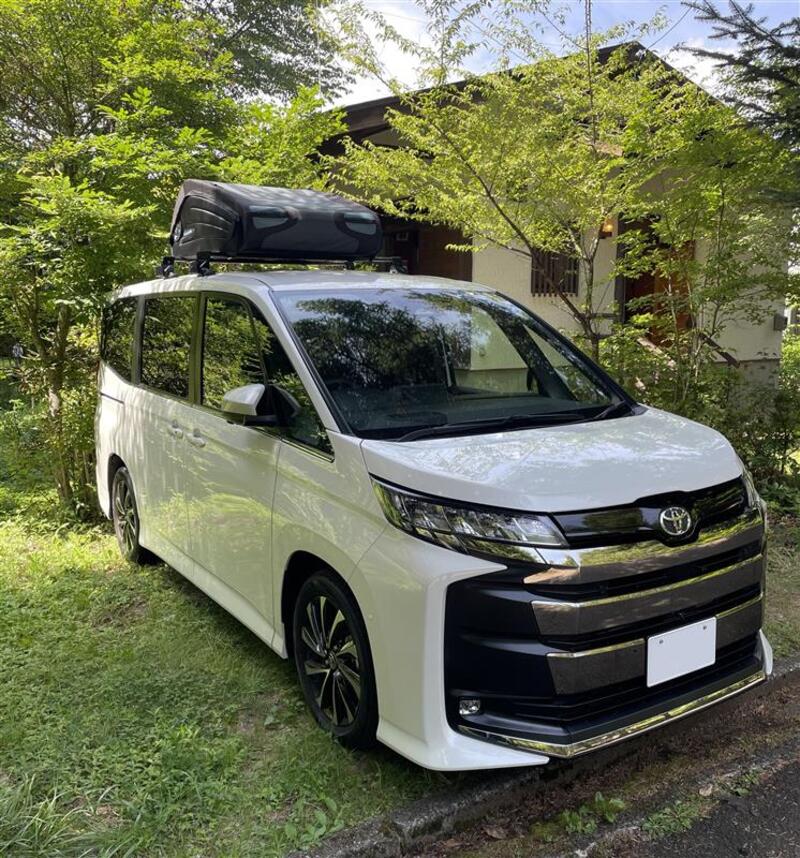 トヨタ ノア S-Z_7人乗り(CVT_2.0)