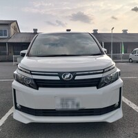 トヨタ ヴォクシー X_8人乗り(CVT_2.0)